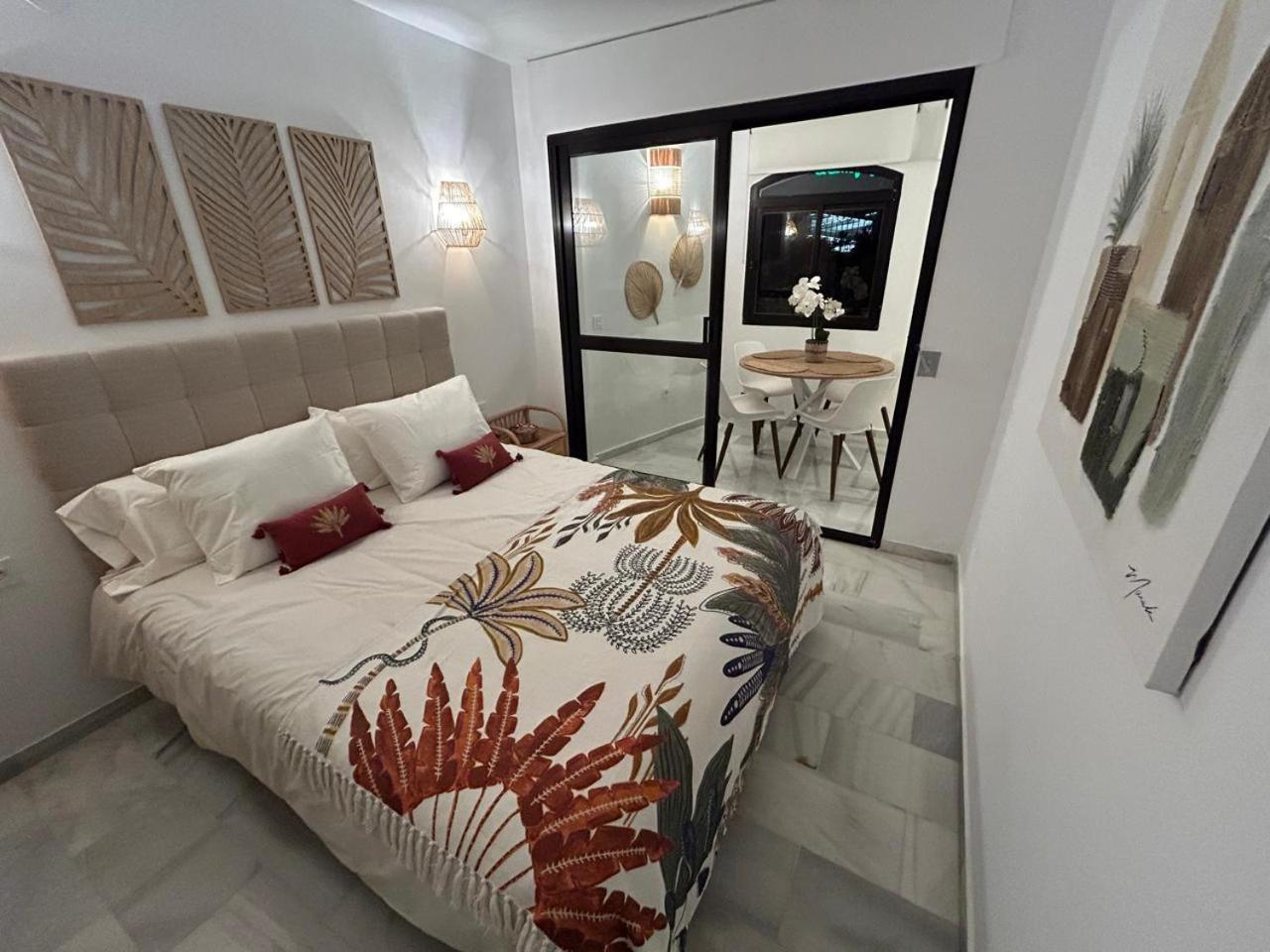 Nomad Stays Milos Y Bali Marbella Exterior foto